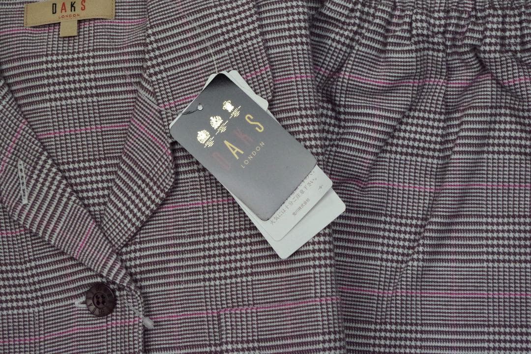 【新品】 ダックス DAKS　女性用秋冬物ネル地パジャマ（M) №a10