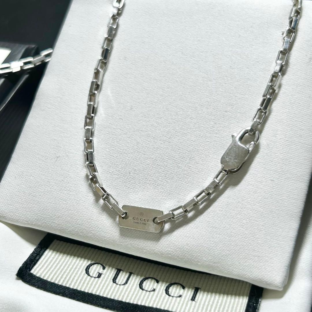 GUCCI グッチ　チェーン　ネックレス　ペンダント　シルバー　ブランド