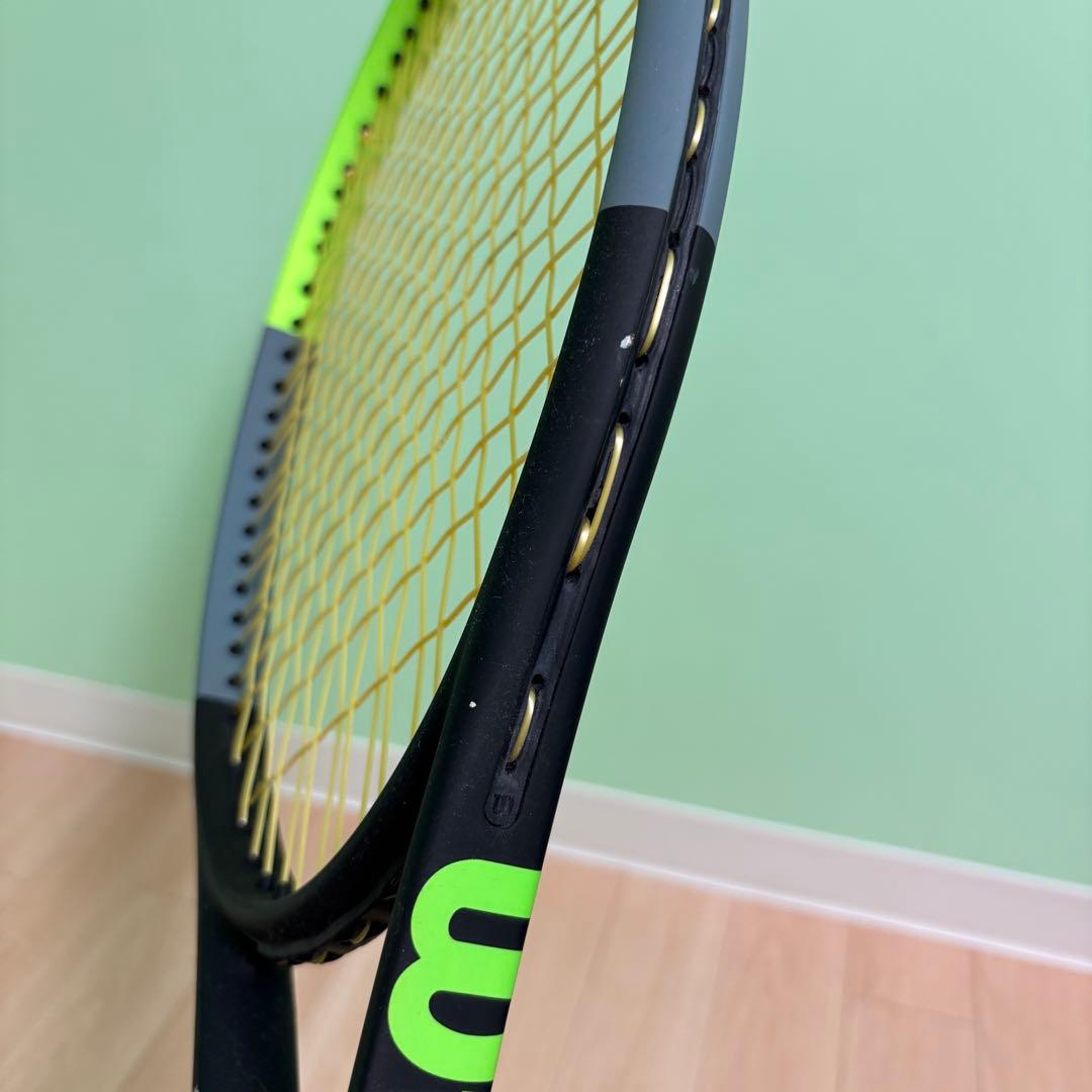 BLADE 100 テニスラケット 黒/緑 V7 Wilson