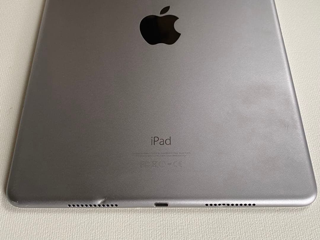 iPad Pro9.7 Wi-Fi＋Cellular MLQ32J/A