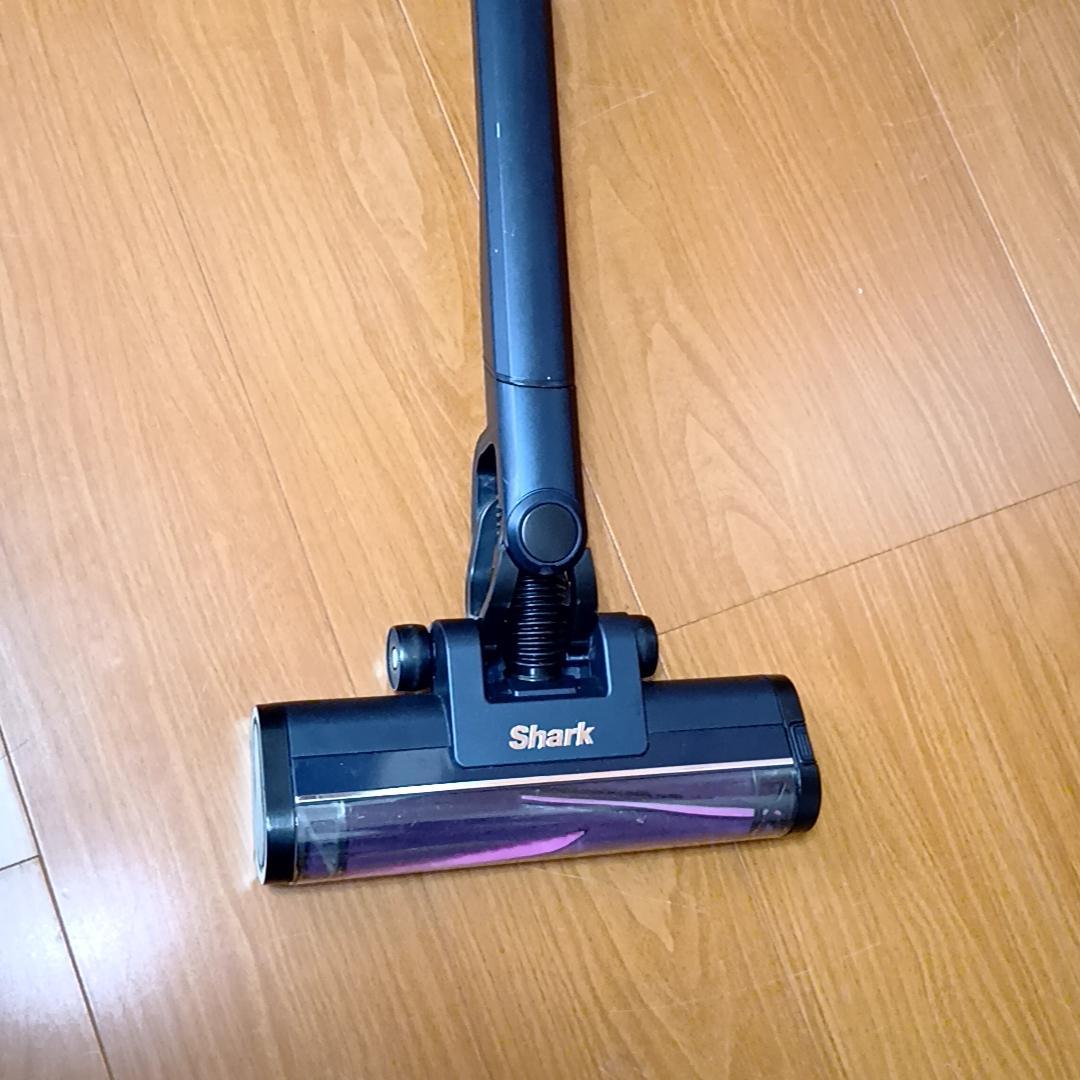SHARK　コードレススティッククリーナー　CS651JBL 　取扱説明書付属