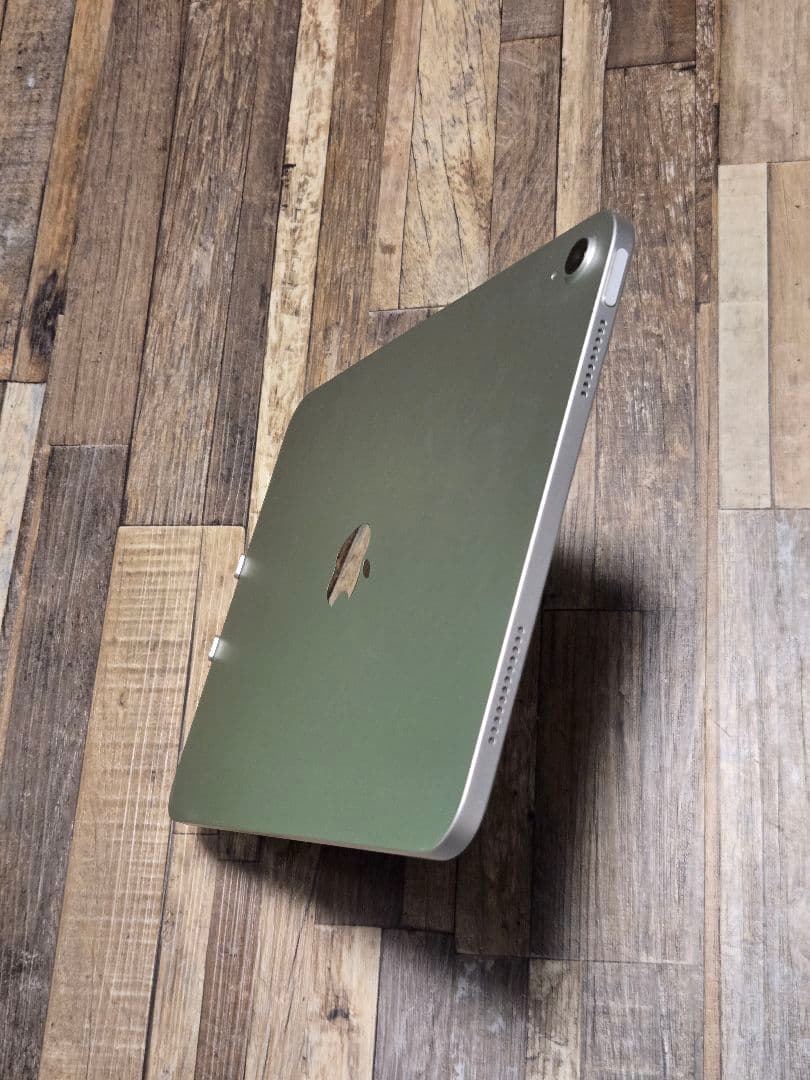 Apple iPad(第11世代)128GB Wi-Fi シルバー おまけ付き
