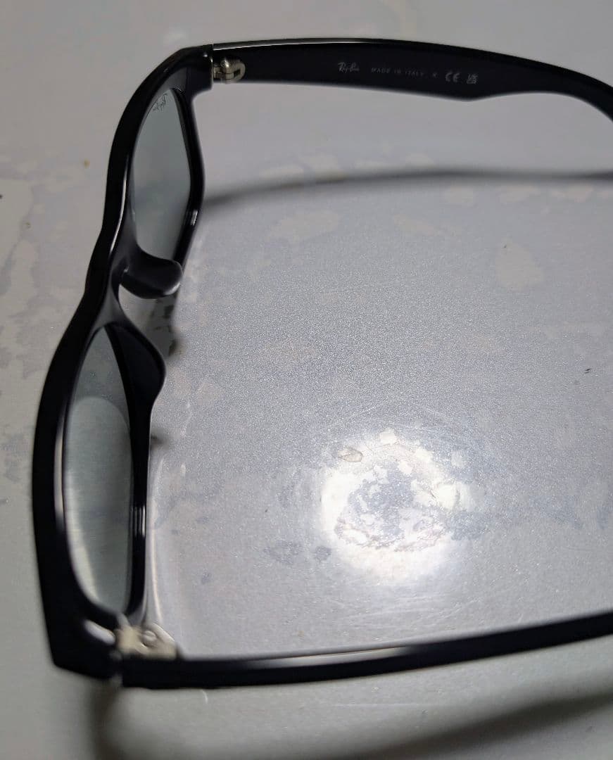 Ray-Ban　【 NEW WAYFARER ニューウェイファーラー】
