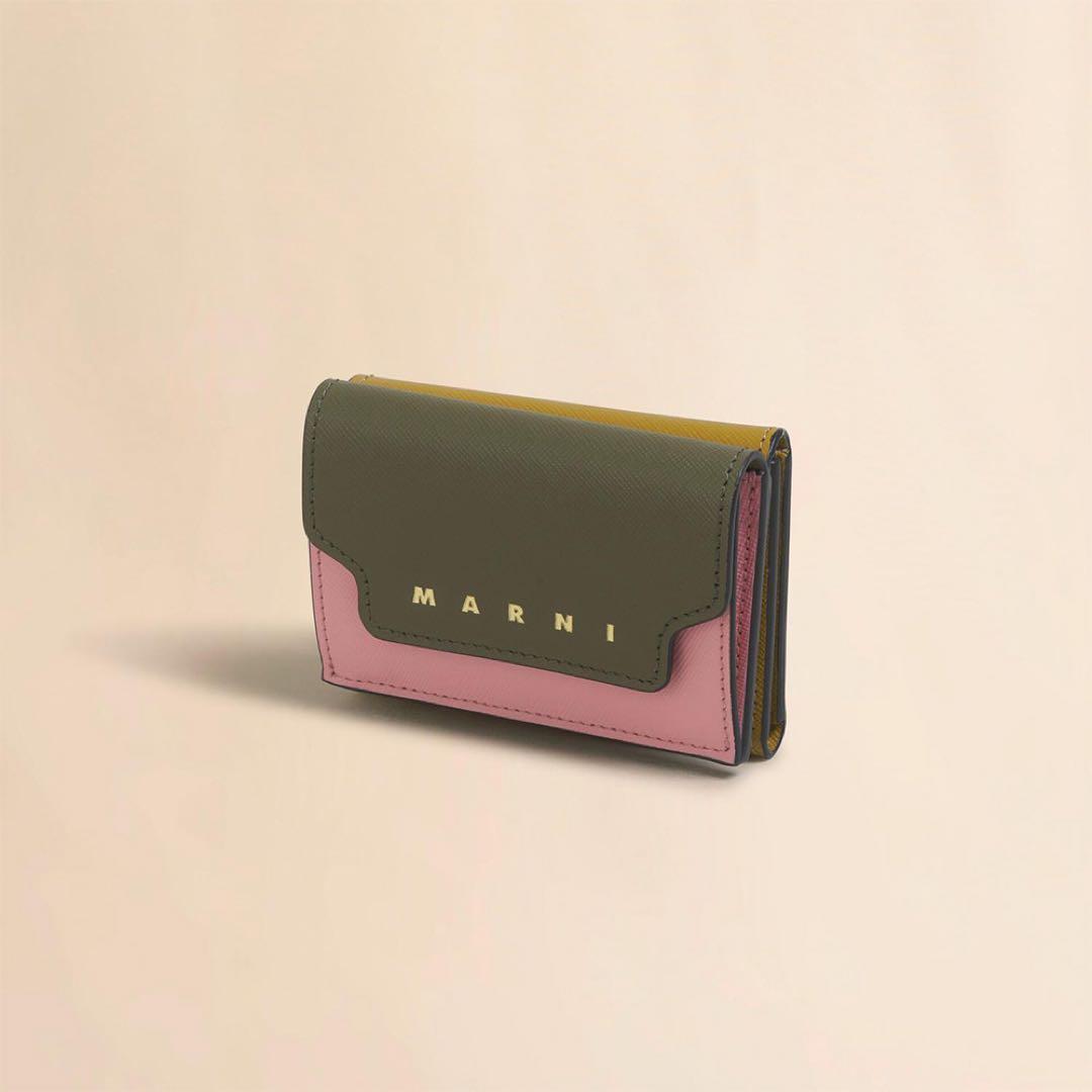正規品新品タグ付きMARNI 三つ折り財布 オリーブグリーン/ピンク
