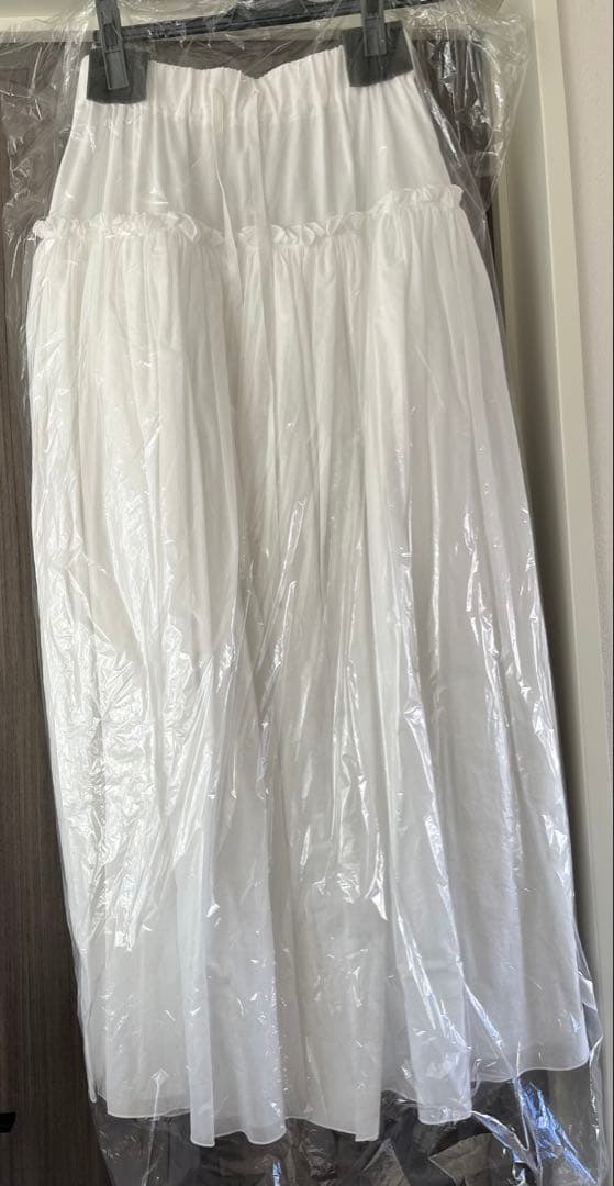 chieko+ soft volume skirt​ 36 ホワイト　スカート