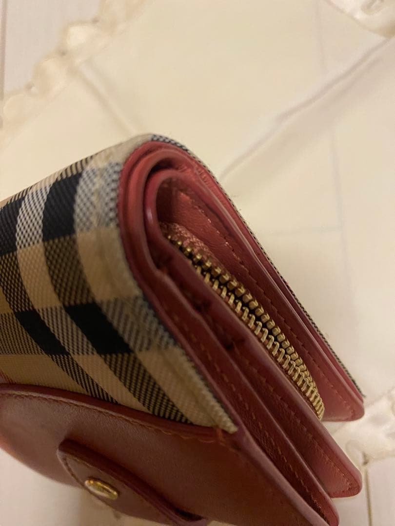 Burberry 折財布　レッド