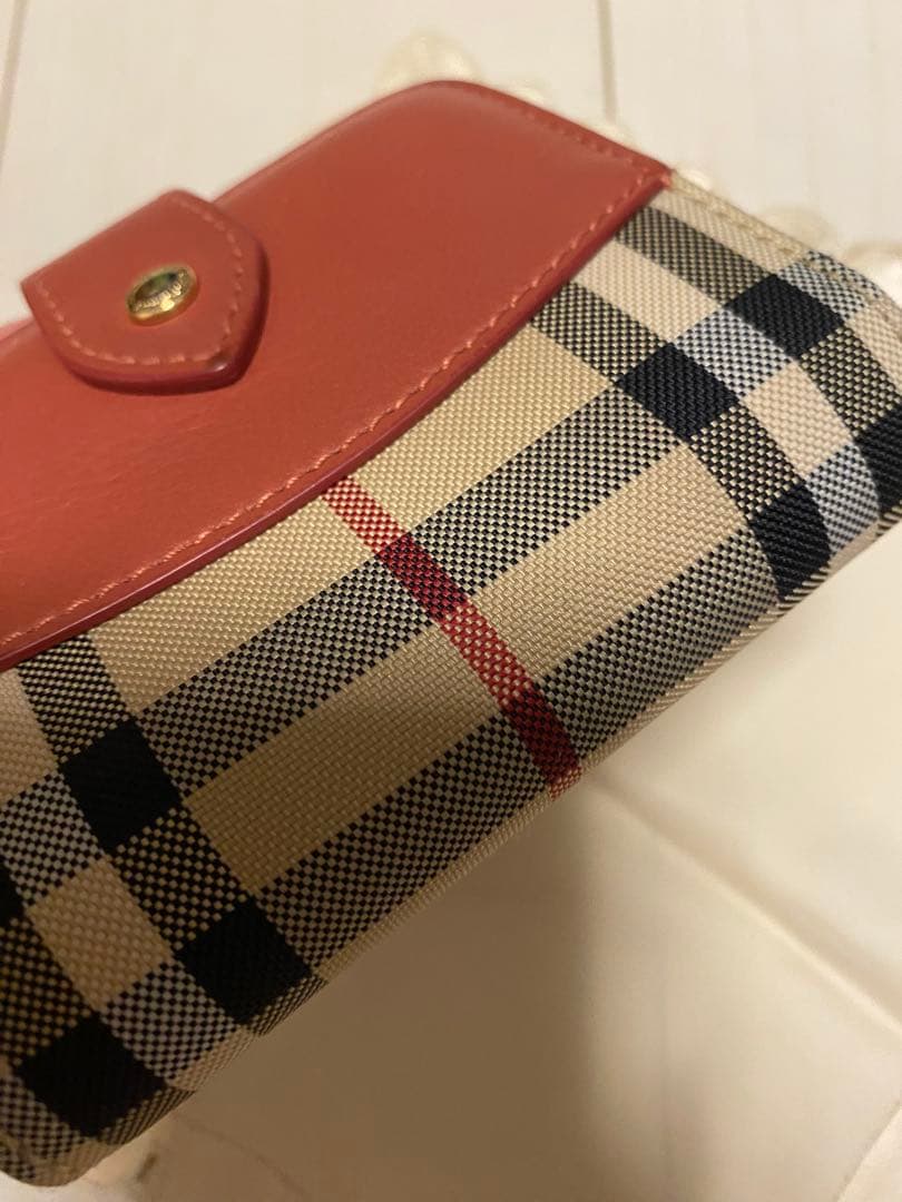 Burberry 折財布　レッド