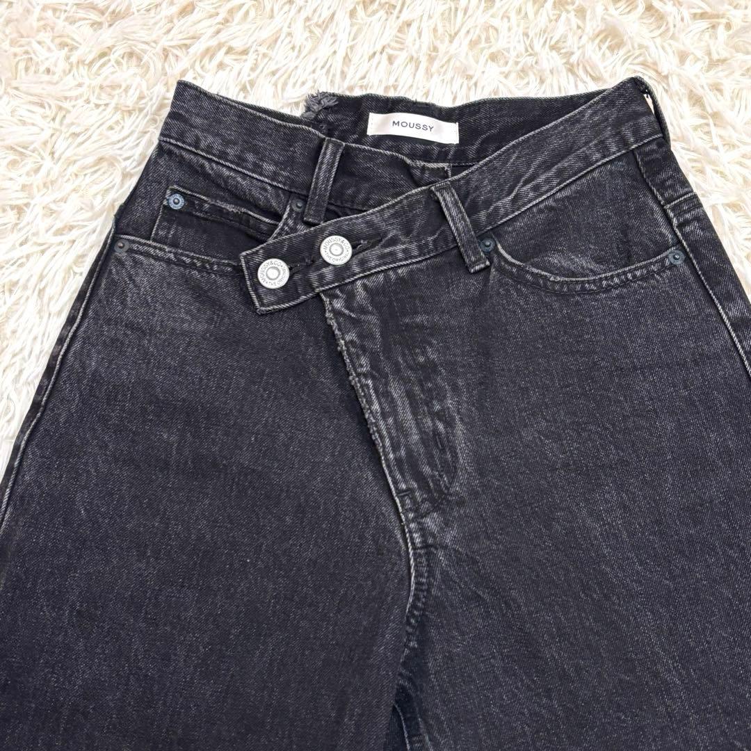 美品 MOUSSY CROSS WAIST WIDE STRAIGHT ブラック