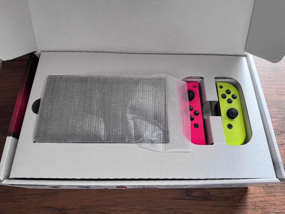 Nintendo Switch 本体・ジョイコン※通電確認済ジャンク