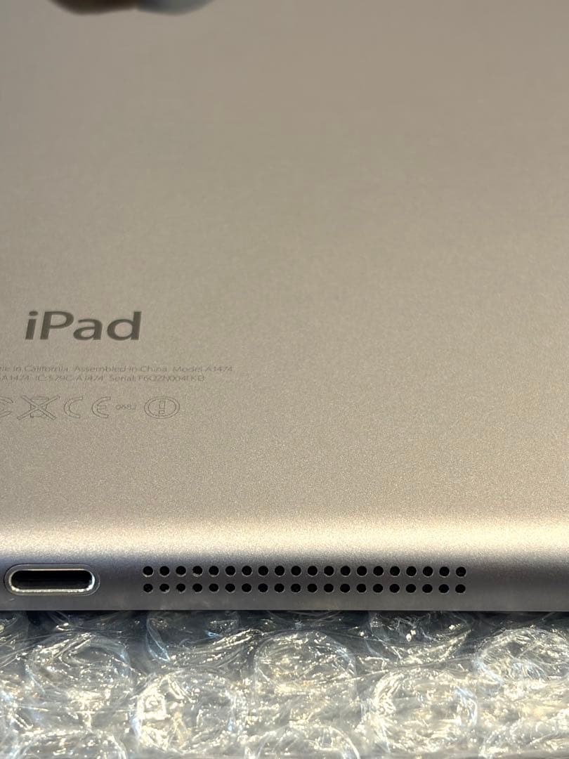 Apple iPad Air 第1世代 128GB シルバー 本体