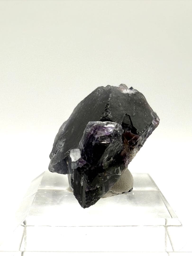 フローライト　レッド　オコルス産　原石　鉱物　標本　天然石　蛍石
