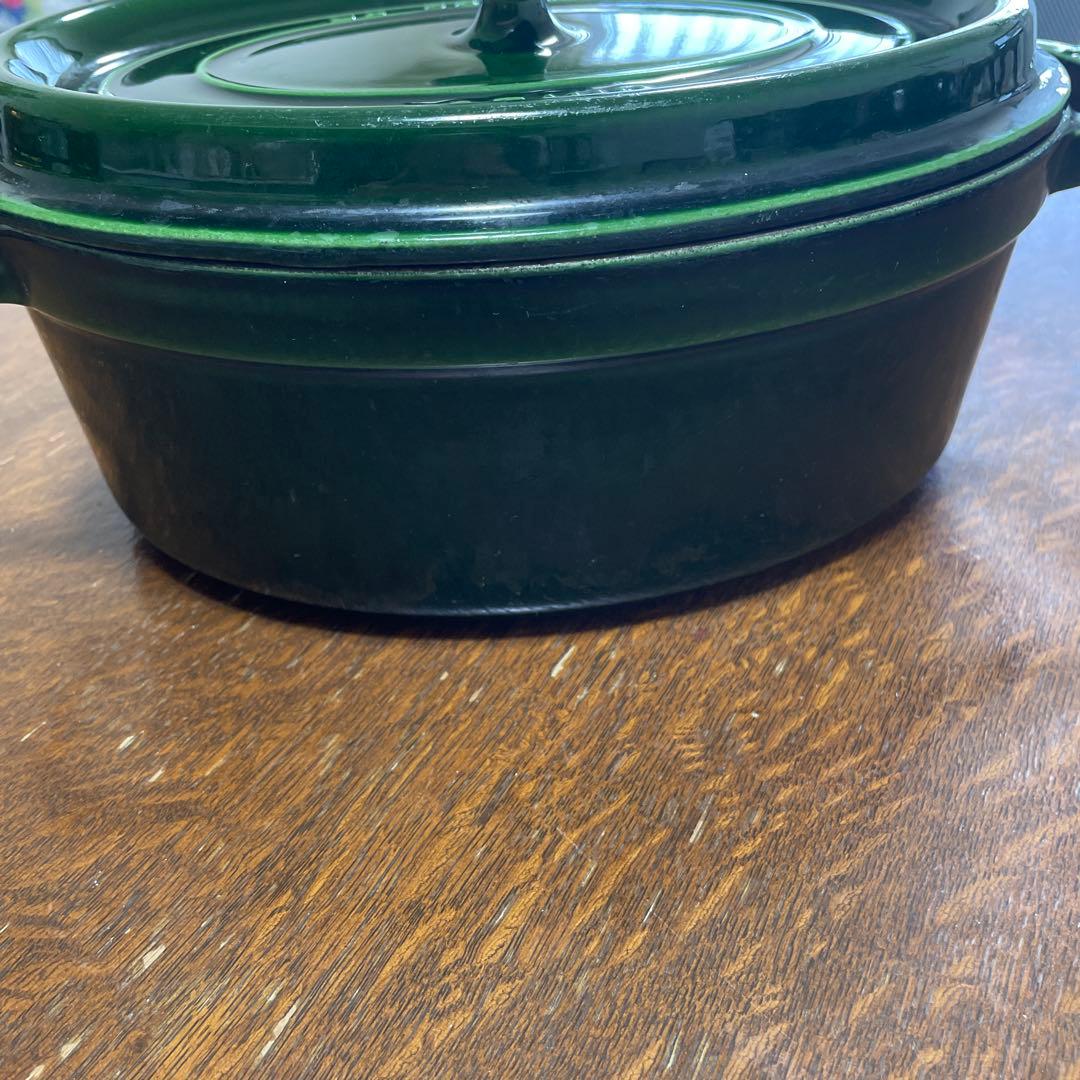 STAUB／ストウブ　オーバルココット27cm 取手カスタム　アボカド 【廃盤】
