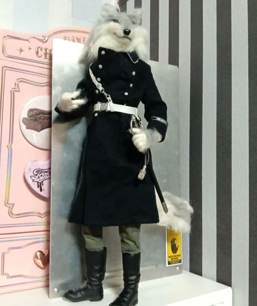 狼 ドール 人形 軍服 サーベル ぬいぐるみ フィギュア オオカミ 獣人