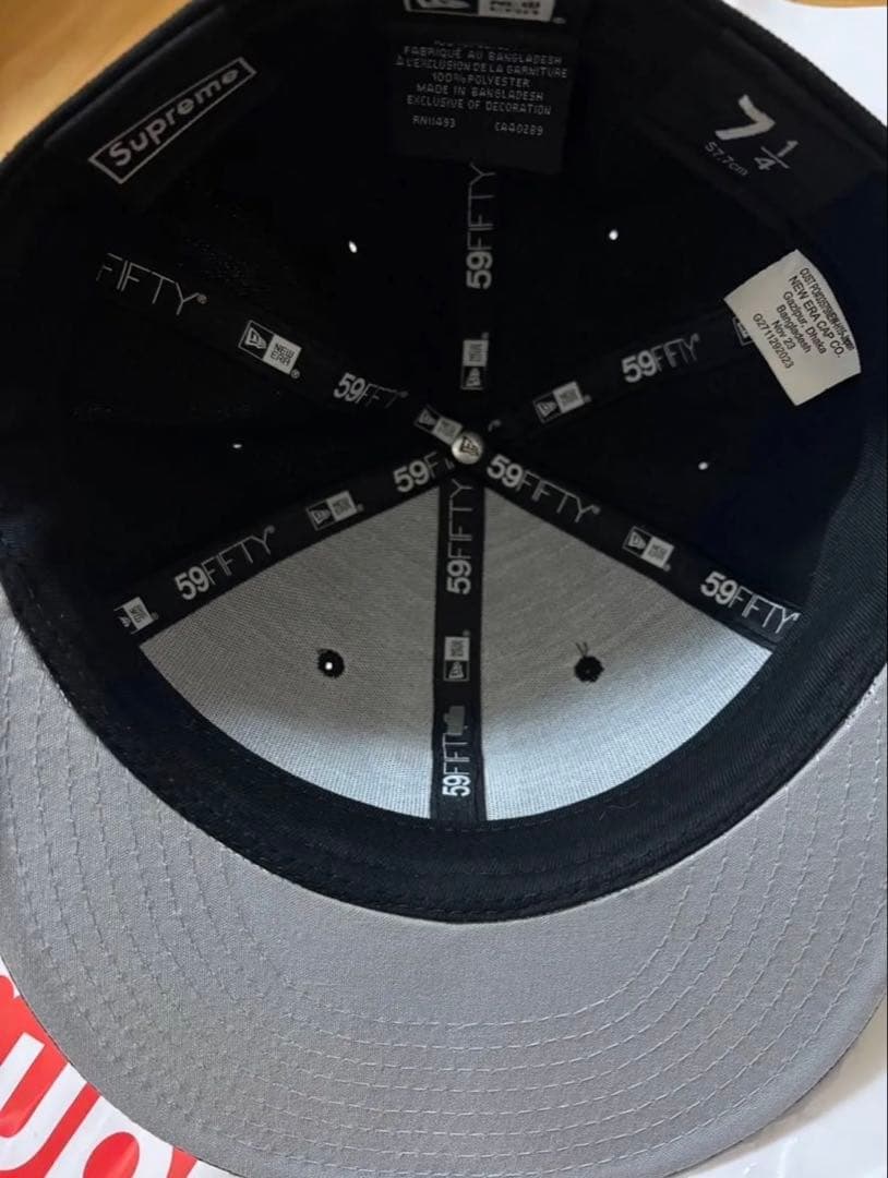 美品　Supreme Gold Cross S Logo New Era Sロゴ