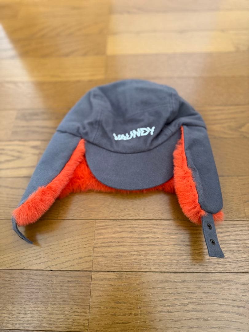 VAUNDY ロゴフライトキャップ　ファー付