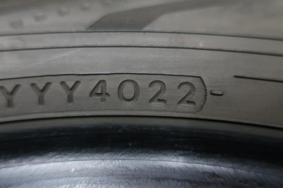 おとみ様送料込　ヨコハマ　ブルーアース　RV03　195/60R16　国産　4本