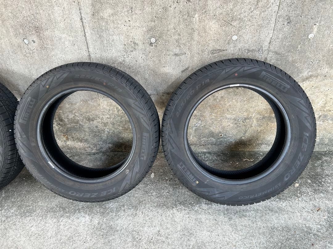 225/60R18 ピレリー スタッドレスタイヤ２本セット