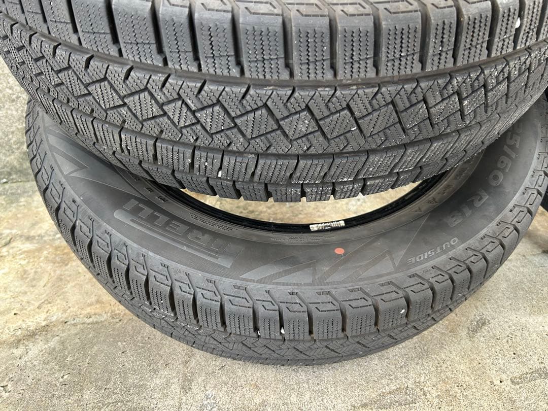 225/60R18 ピレリー スタッドレスタイヤ２本セット