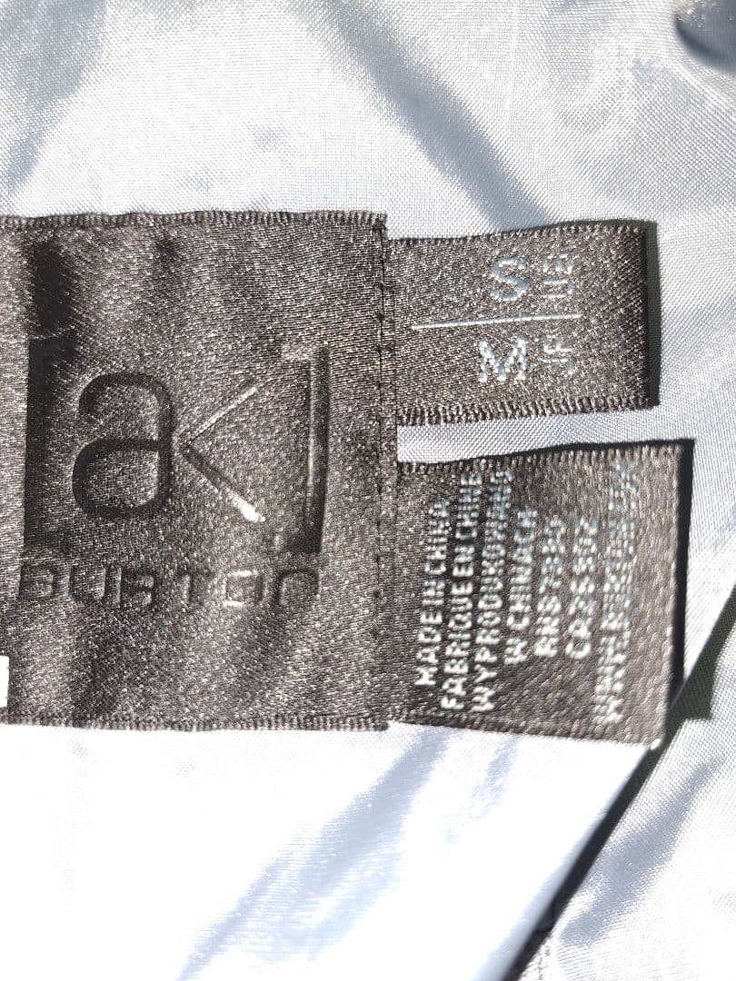 Burton　akシリーズ　 GORE-TEX フード付きジャケット　Mサイズ