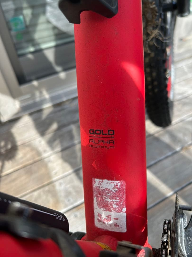 えりー　TREK X-Caliber 8 レッド
