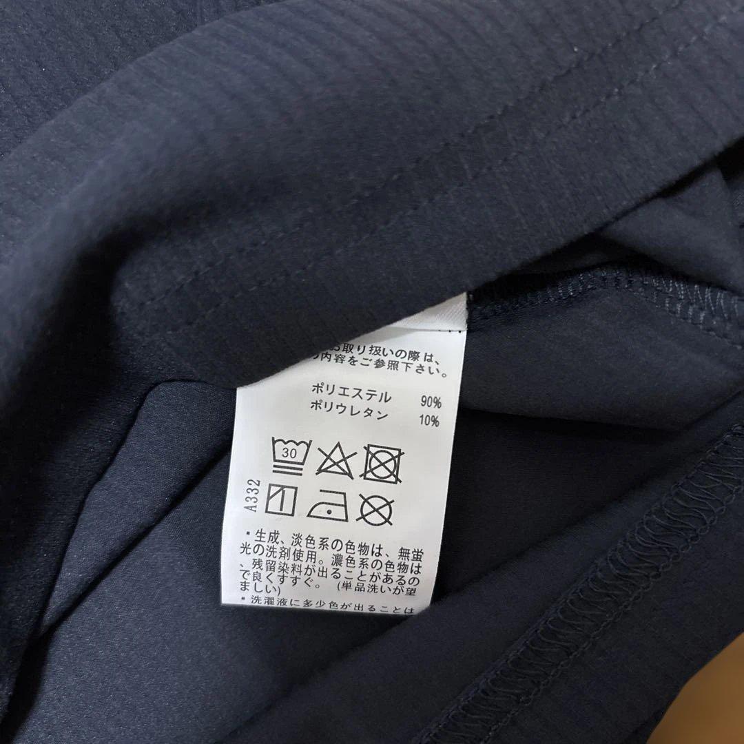 ☆新品☆J.LINDEBERGジェイリンドバーグゴルフ　長袖ハイネックネイビーL