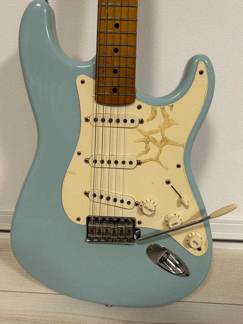 FENDER Stratocaster50's Mexico ストラップ付