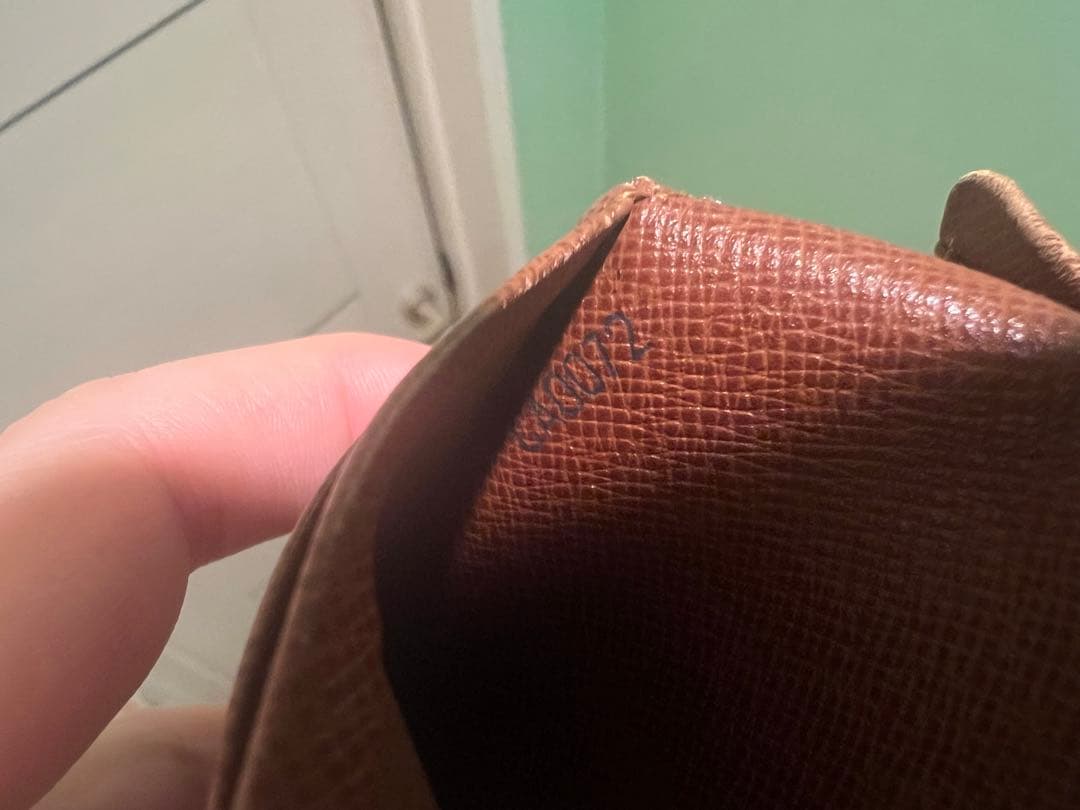 LOUIS VUITTON モノグラム 折り財布 ポルトモネビエ トレゾール