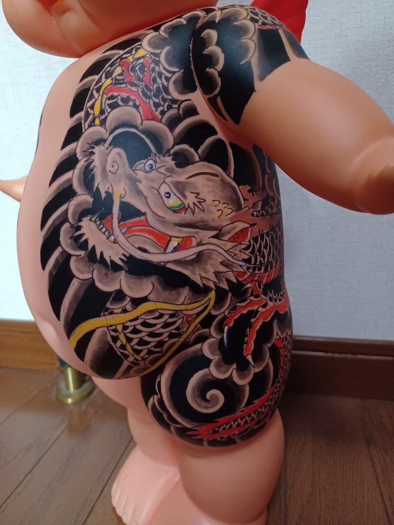 和彫り 刺青キューピー 特大ソフビ人形