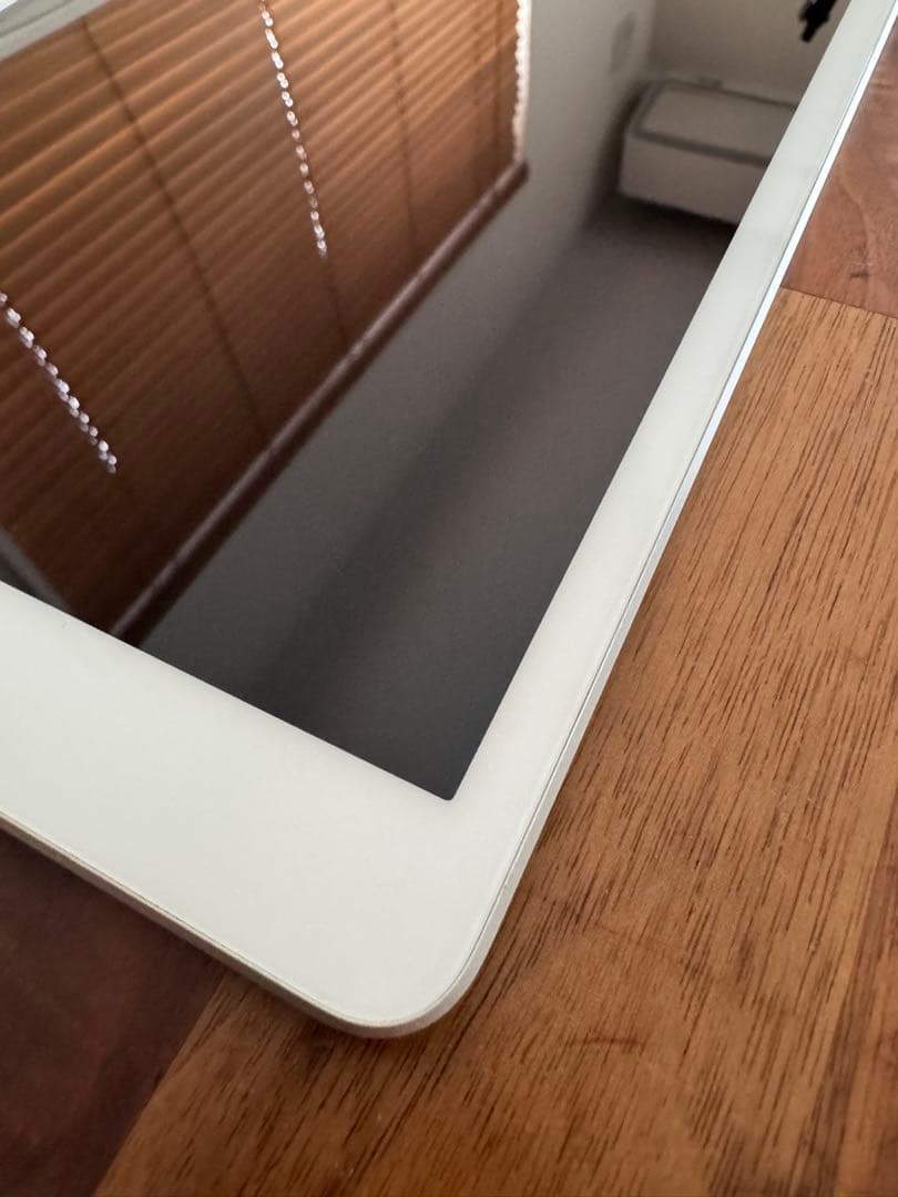 コメナガiPad8 第8世代 32GB SIMフリー