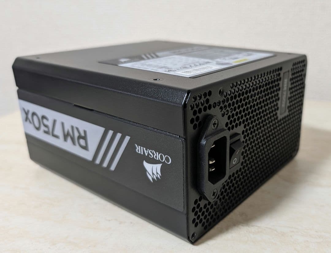 CORSAIR RM750x 750W 電源ユニット