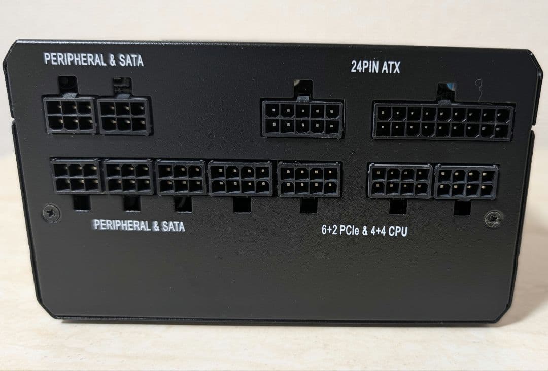CORSAIR RM750x 750W 電源ユニット