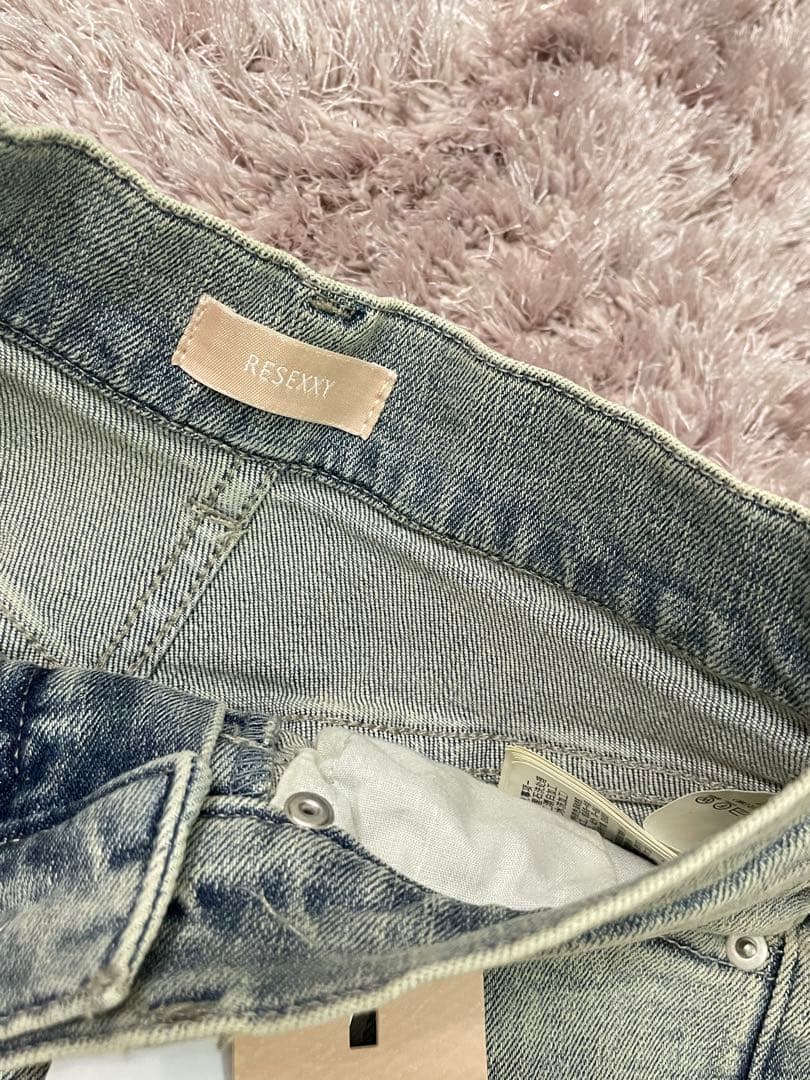 RESEXXYカットアウトリボンデニムパンツ ライトブルーXS新品未使用タグ付き