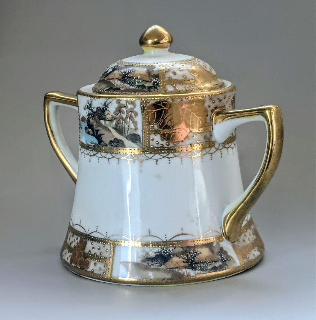 大銘品　里帰り オールドニッポン金彩白釉盛梅花葡萄紋湖畔風景図 　シュガーポット
