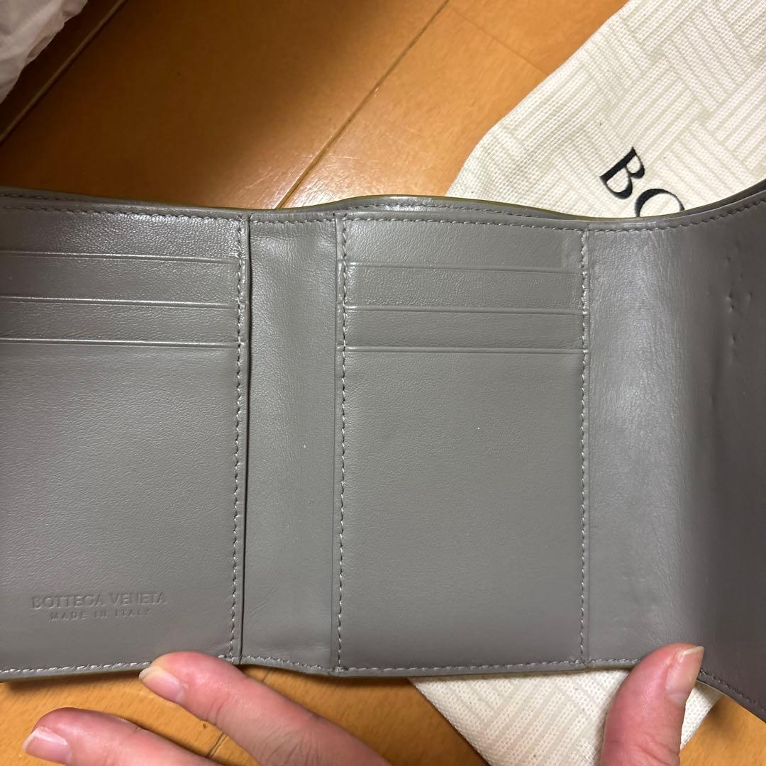 【中古】日本限定 BOTTEGA VENETA パイソン 三つ折り財布