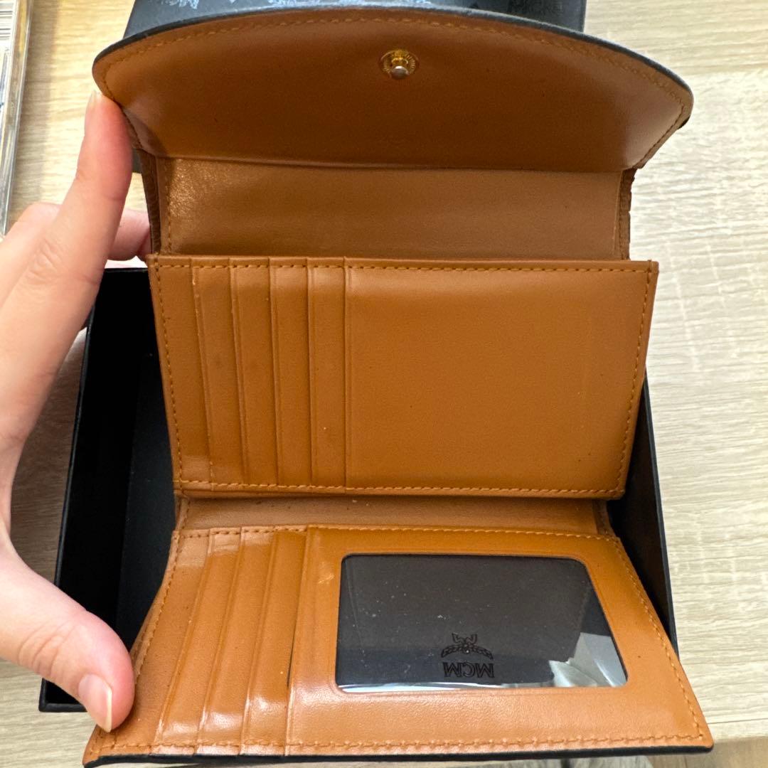 こむぎん　MCM 三つ折り財布 ブラウン/ブラック　箱つき