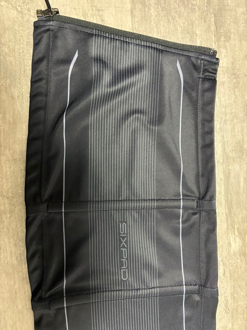 SIXPAD Powersuit Lite Mサイズ 収納ケース他備品完備