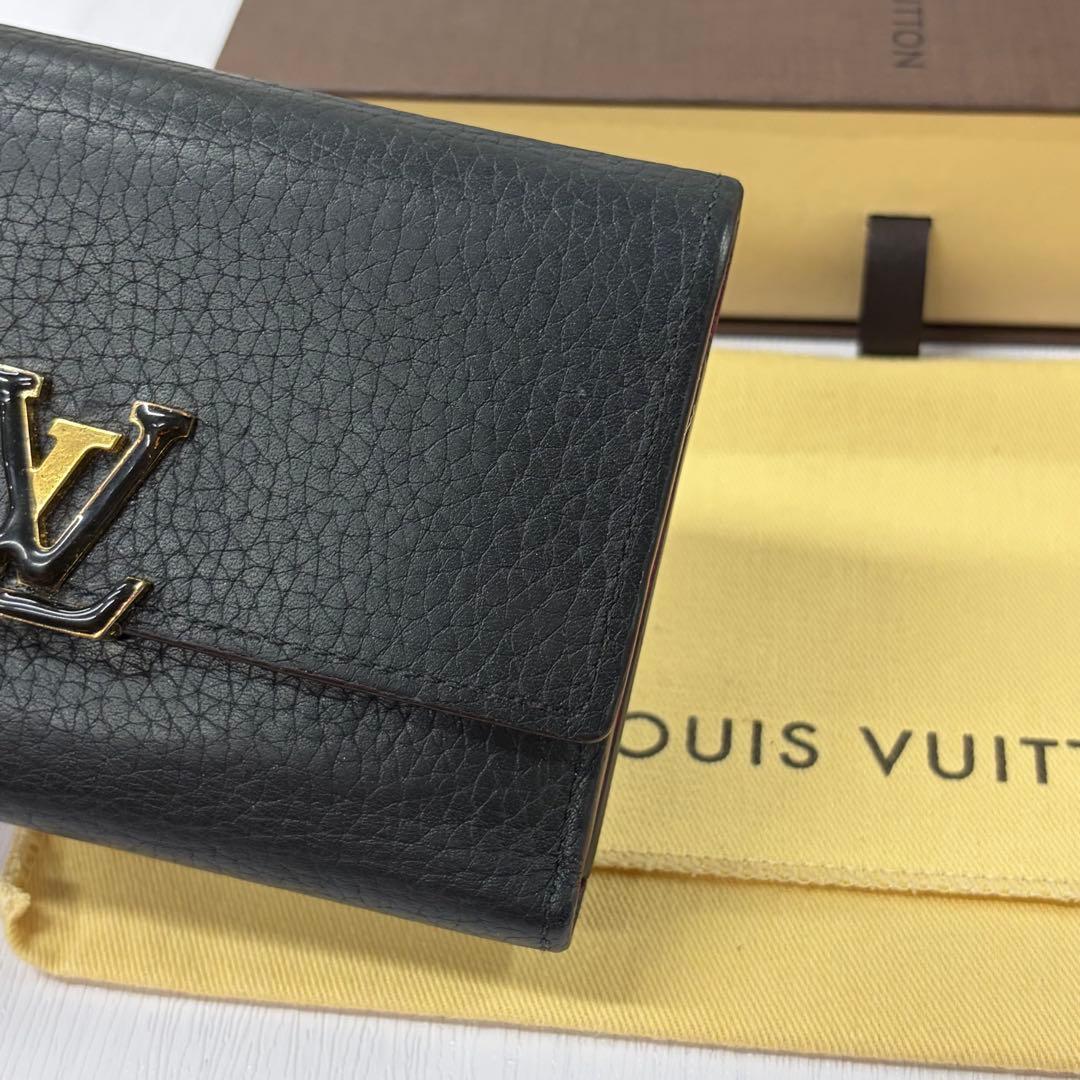 新品同様‼️ ルイヴィトン　ポルトフォイユ　カプシーヌ　財布　三つ折り　折り財布