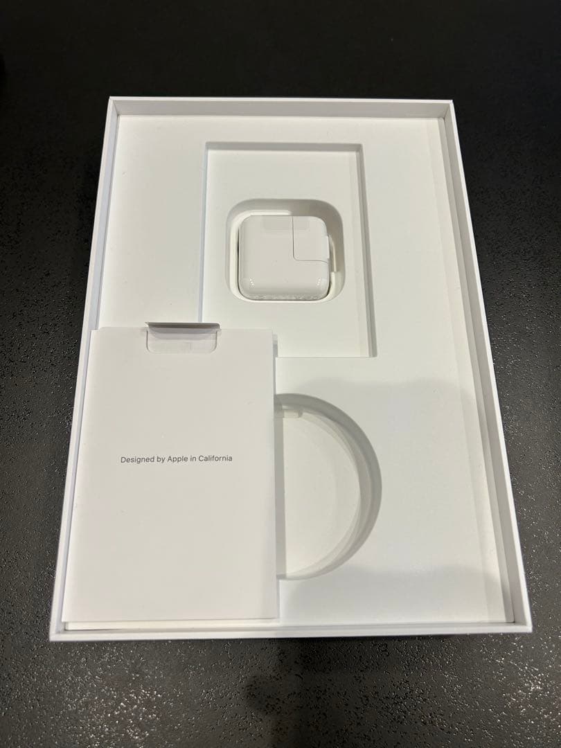 iPad 第７世代 32GB Wi-Fiモデル スペースグレー　箱あり