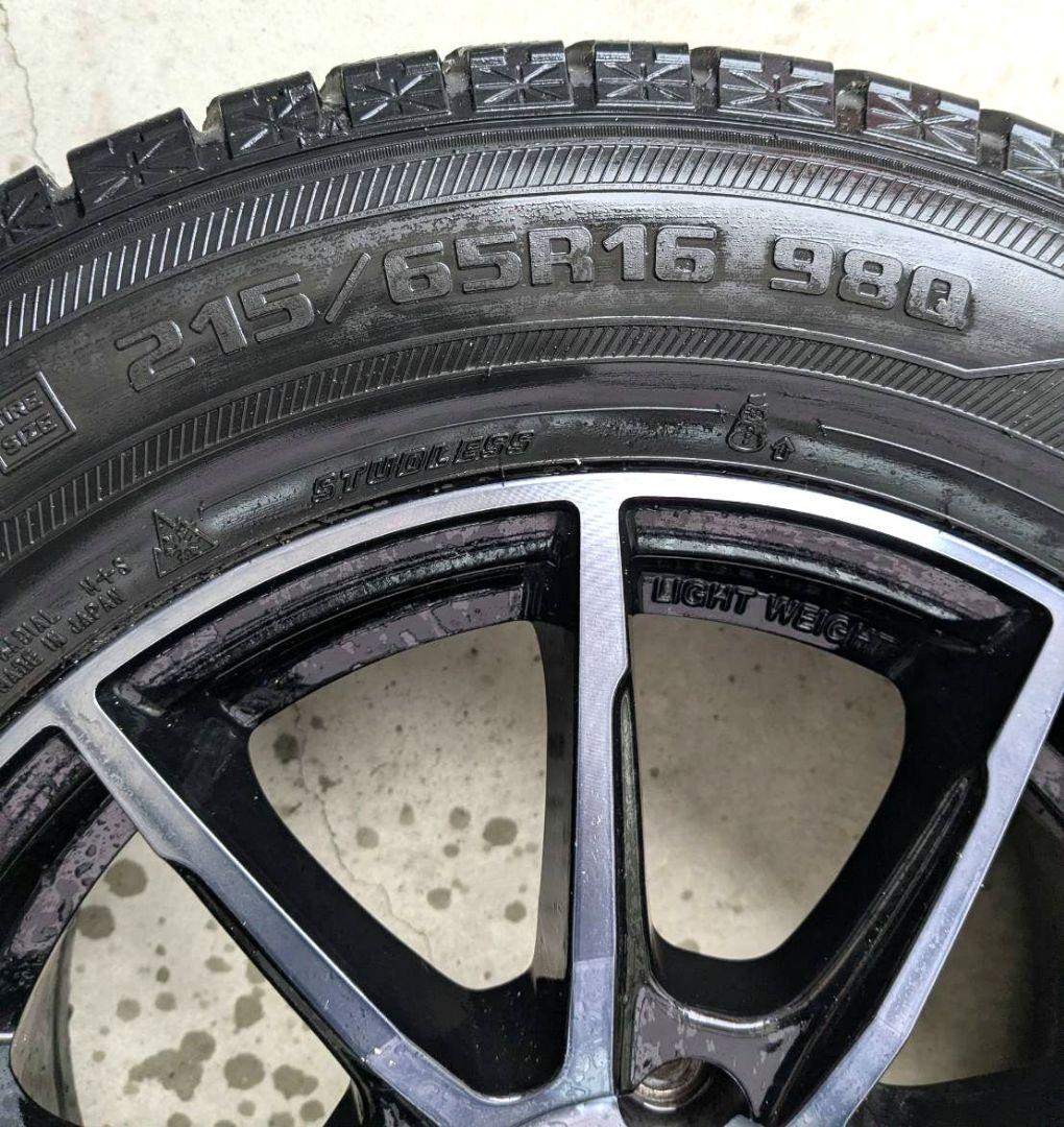 スタッドレス　MID シュナイダー DR-01 アイスナビ　215/65R16