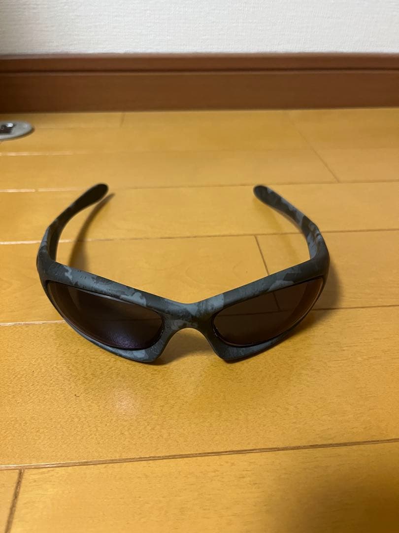 Oakley カモフラージュ サングラス ケース付き