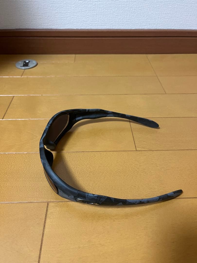 Oakley カモフラージュ サングラス ケース付き