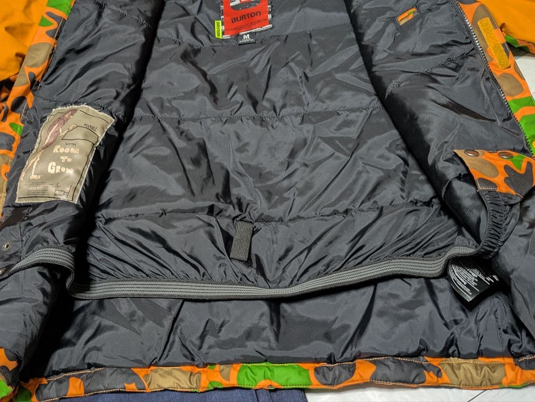BURTON ポンタペスキッズ雪遊びスノーボードスノボースキーウェアサイズ140