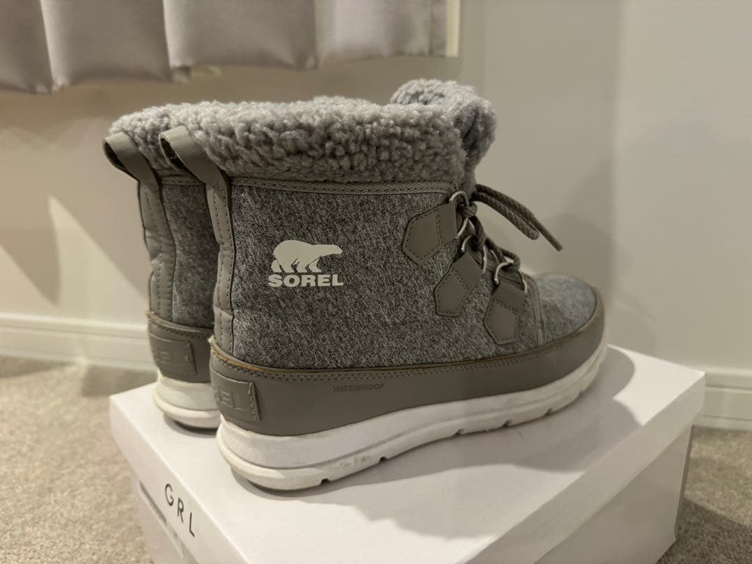 SOREL グレー 冬用ブーツ