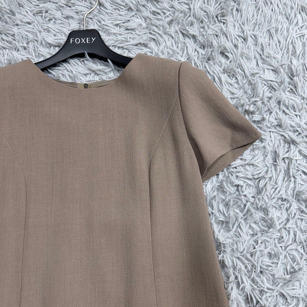 極美品✨定価13万 フォクシー フレンチカヌレドレス バックベルト 半袖 ひざ丈