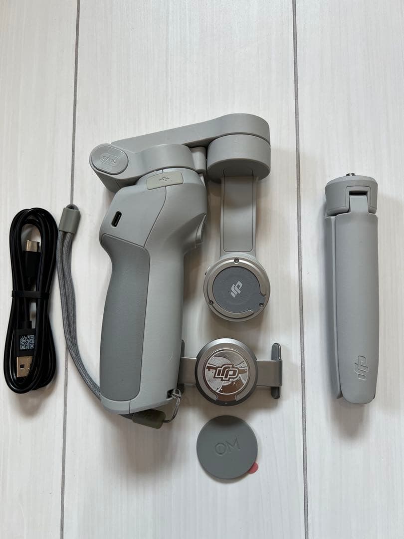 DJI OM4 SE スマートフォン用ジンバル