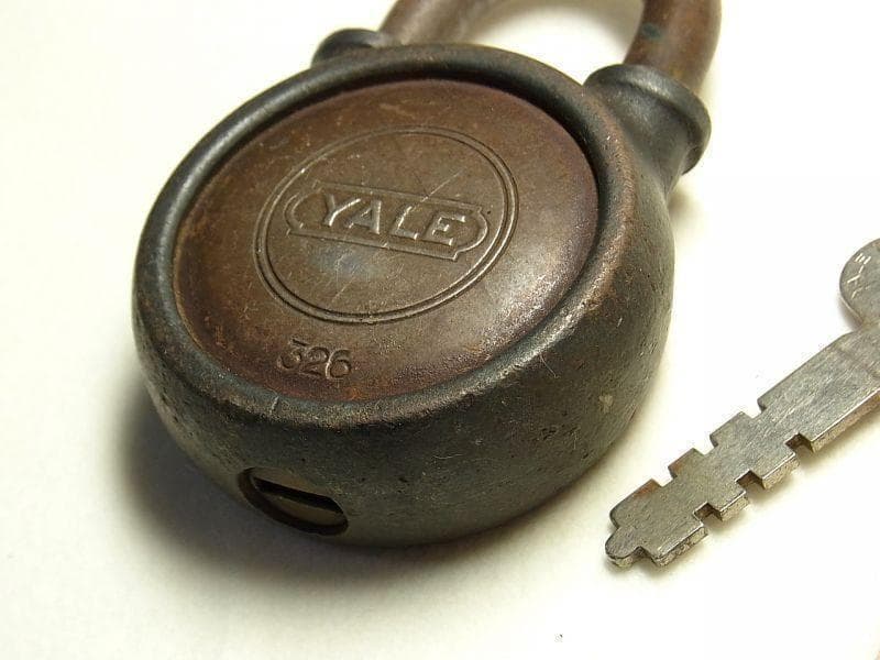 《p899》アメリカ YALE社 1942年製 ヴィンテージ 南京錠 USA