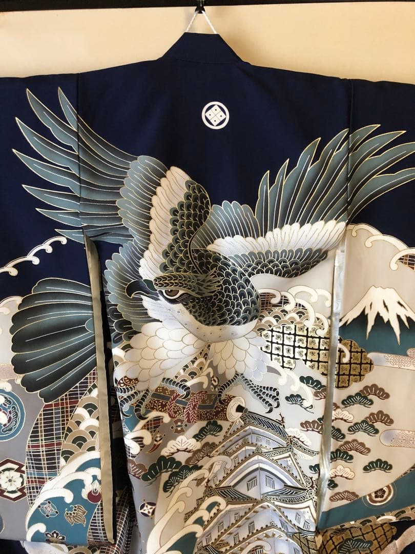 【美品】お宮参り用 鷹と波の刺繍着物