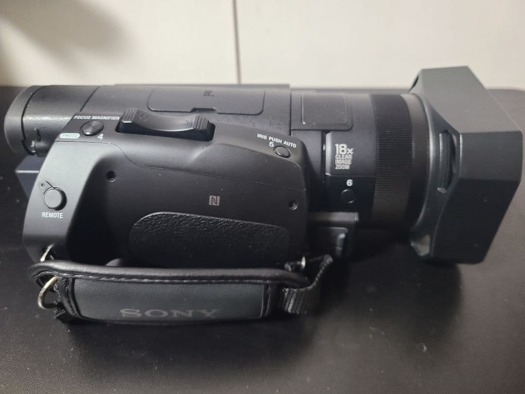 送料無料 美品 SONY ビデオカメラ 本体 FDR-AX700