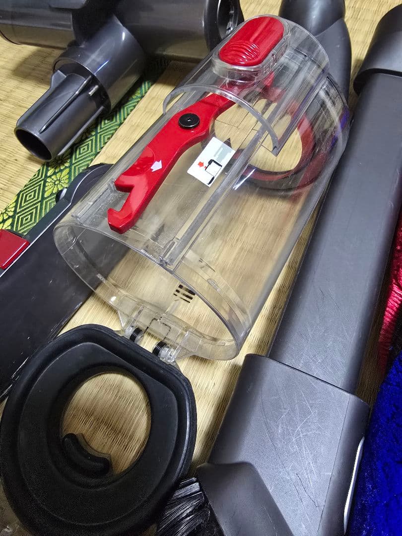 Dyson 掃除機 紫色 本体 保証 付属品付き