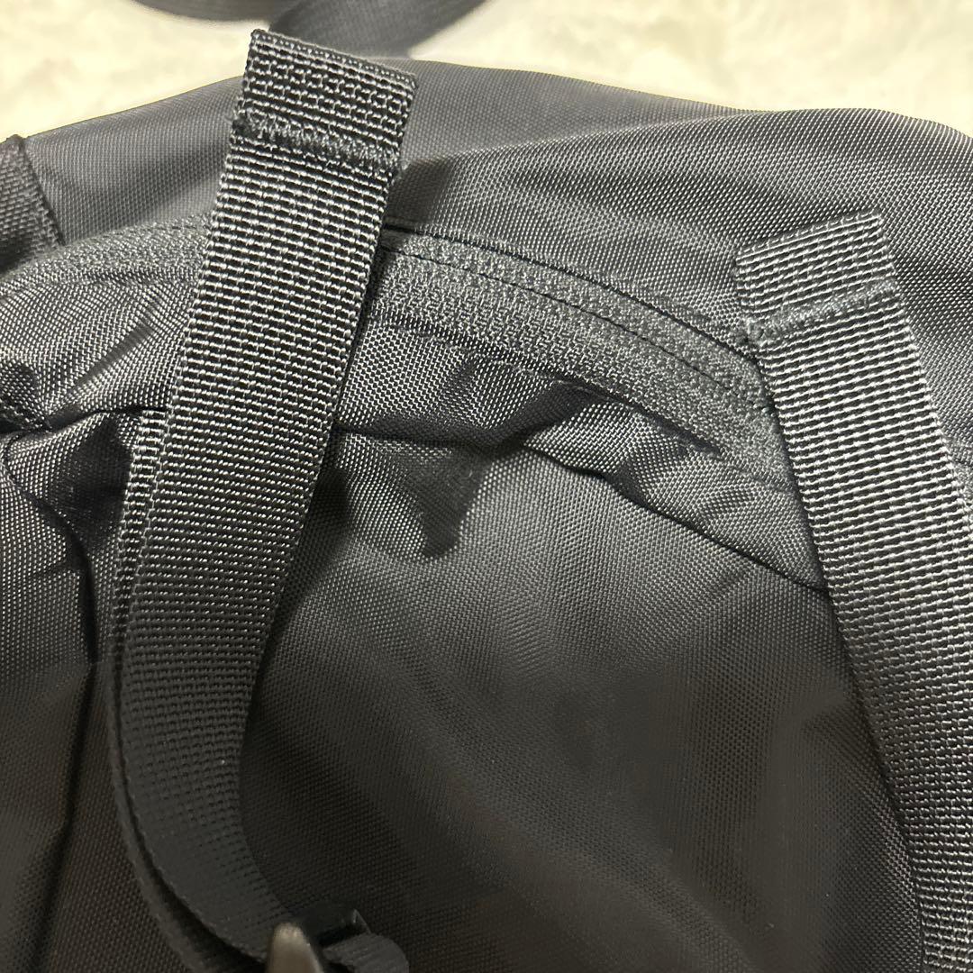 Patagonia パタゴニア　ボディバッグ